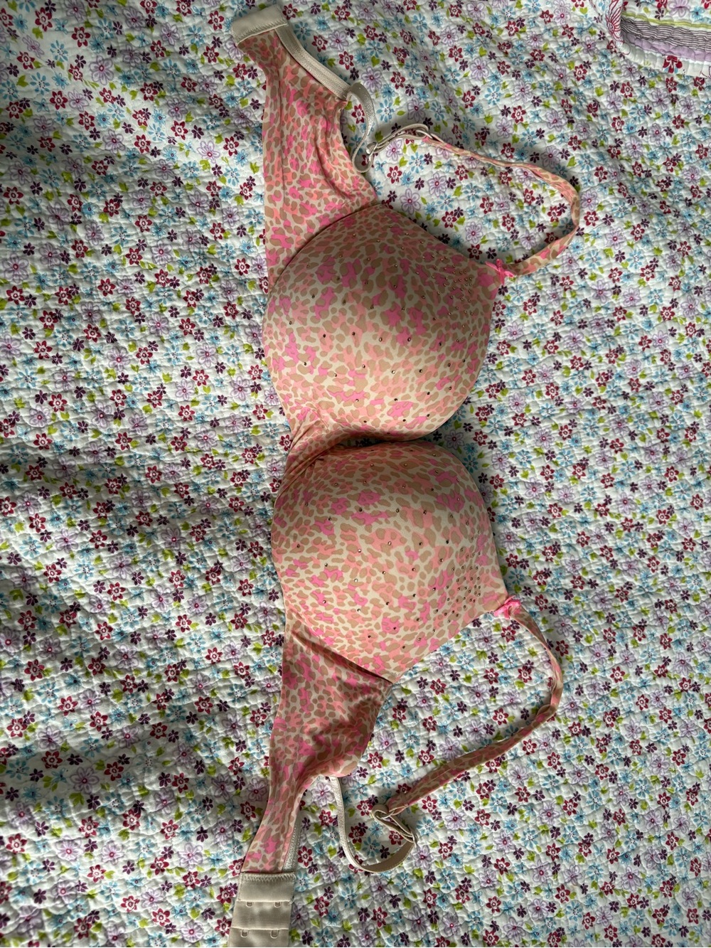 Victoria's Secret Pink Leopard Print T-Shirt Bra